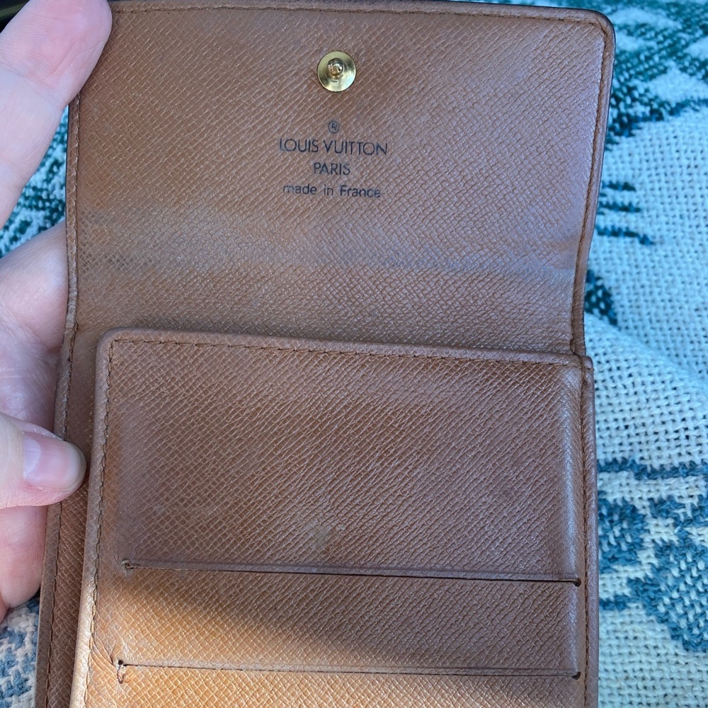 Louis Vuitton Wallet - Picture 3 of 8